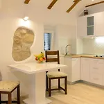 Old Town - Apartment Double Bed 180&200 Apartman *