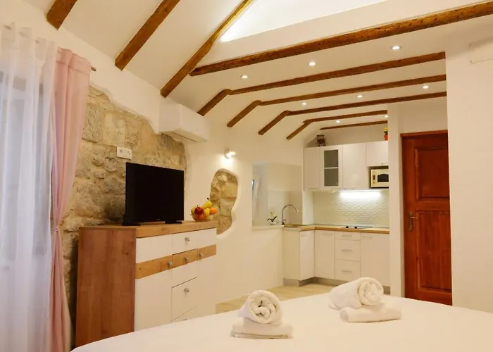 Veli Varos Old Town Deluxe Centre Apartamento *