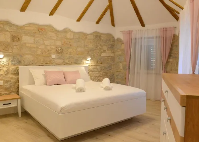 Apartamento Veli Varos Old Town Deluxe Centre *