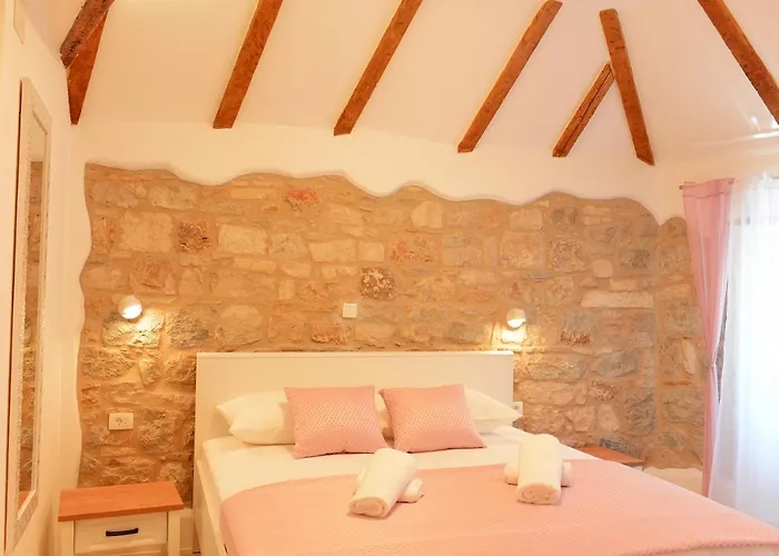 Apartamento Veli Varos Old Town Deluxe Centre
